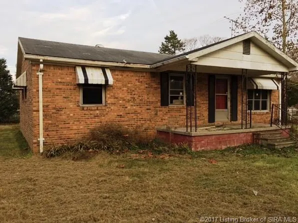 4717 S Clark Rd, Scottsburg, IN 47170