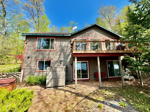 8404 Squirrel Lake Rd, Minocqua, WI 54548