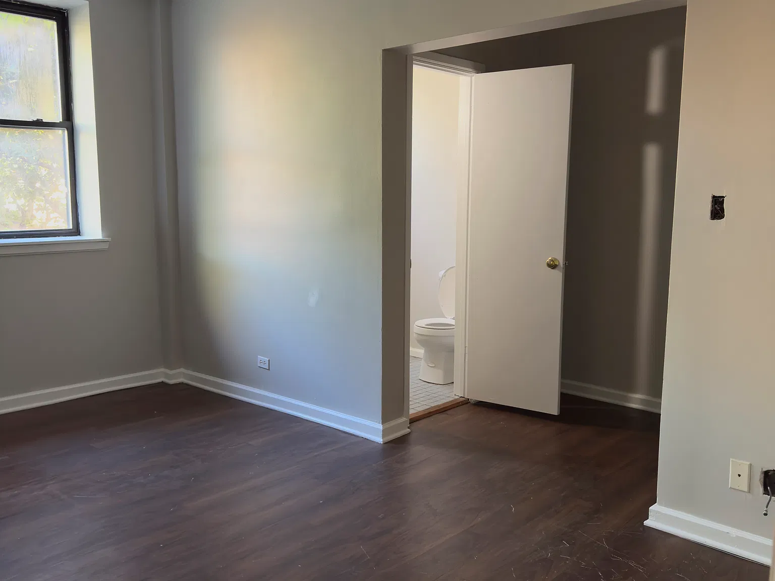 Studio, $1,050 — Photo 4