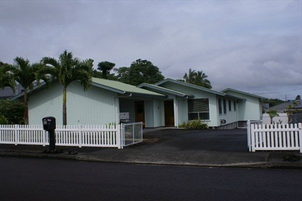 1st image of 542 Ekela Pl