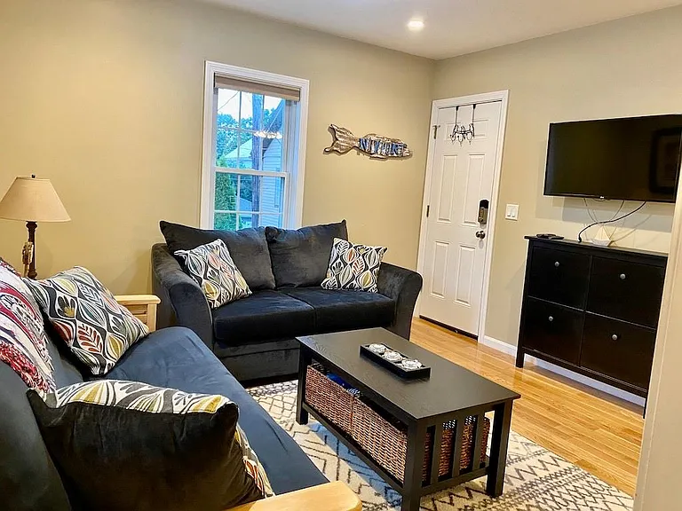 61 Callender Ave #2 — Photo 12