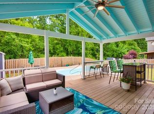 136 Elba Dr, Mooresville, NC 28115