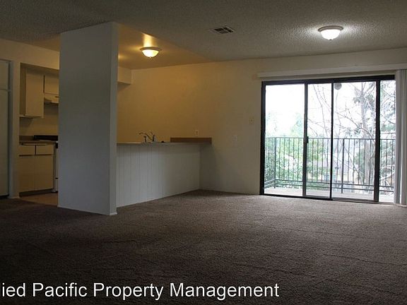 5th image of 31975 Yucaipa Blvd APT 4