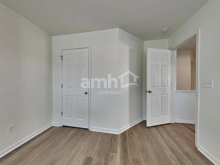 415 Caperton Way — Photo 24