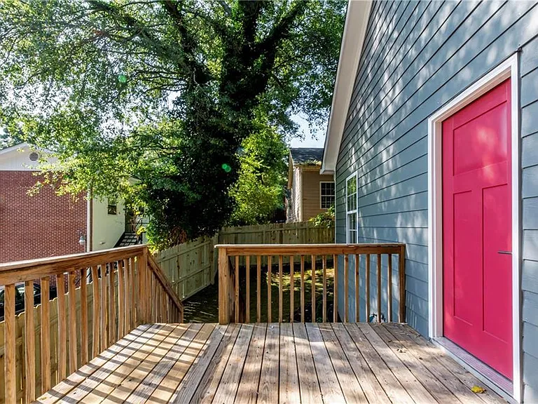 1016 Loma Linda St SW — Photo 8