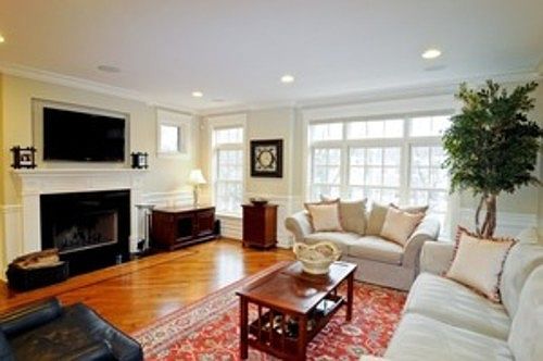 1st image of 645 W Wrightwood Ave Unit 2