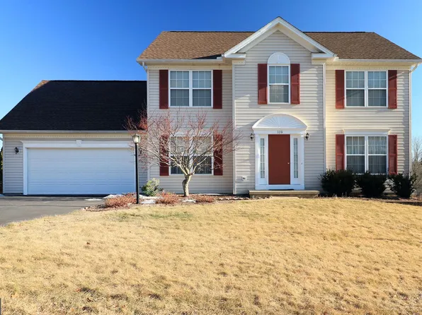 109 Forest Glen Cir, Port Matilda, PA 16870