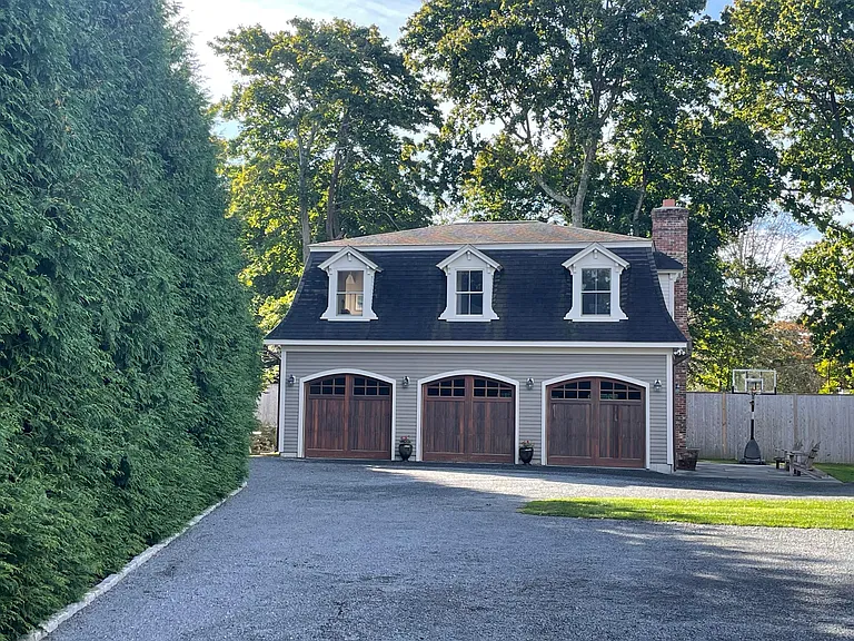 15 Berkeley Ave — Photo 29