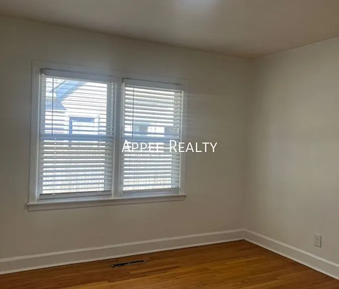 116 E Edgewood Dr #A — Photo 9