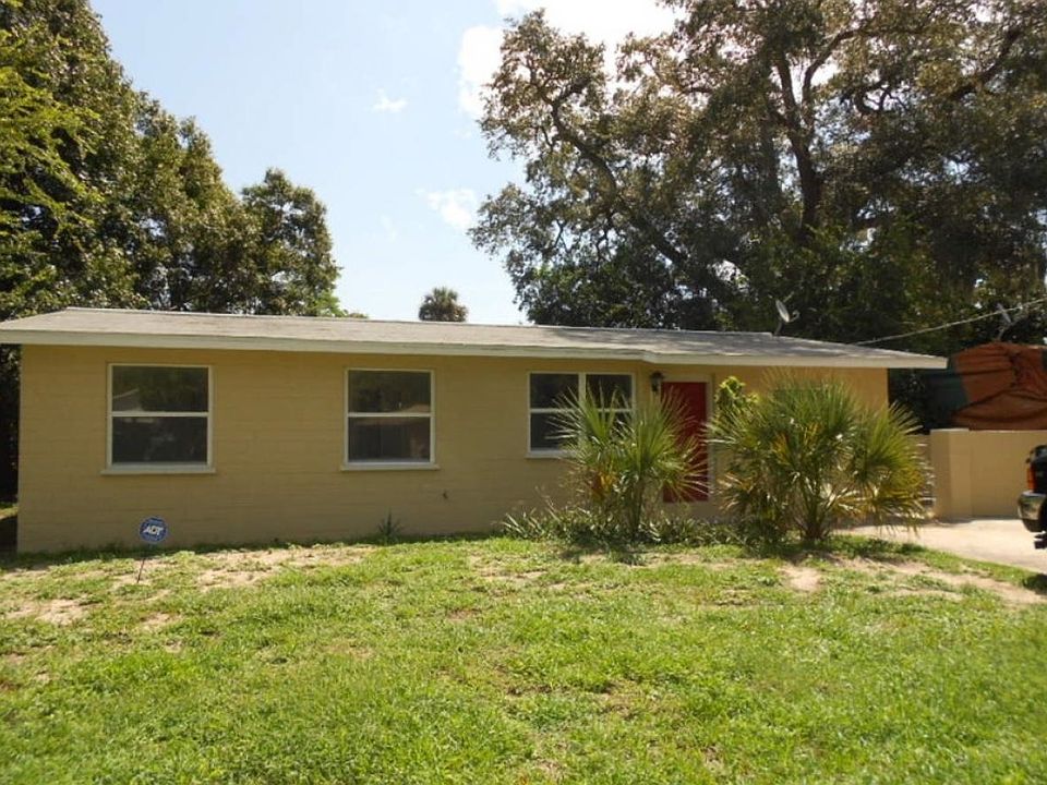 1st image of 221 Haynes St