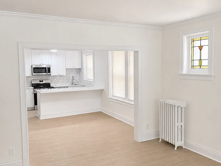 4972 Lindenwood Ave #4972 — Photo 1