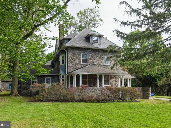 5940 Overbrook Ave, Philadelphia, PA 19131