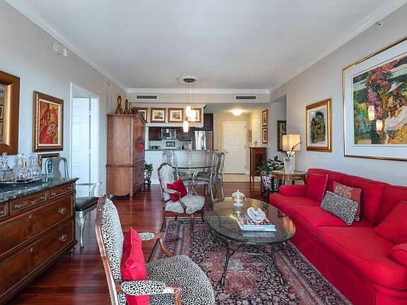 Opposite view Living Room/Dinning Room