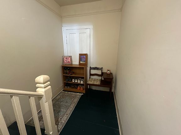 4th image of 214 NW 4th Ave APT 4