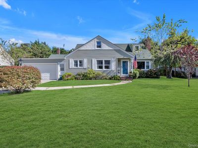 55 Bayside Avenue, Amityville, NY, 11701