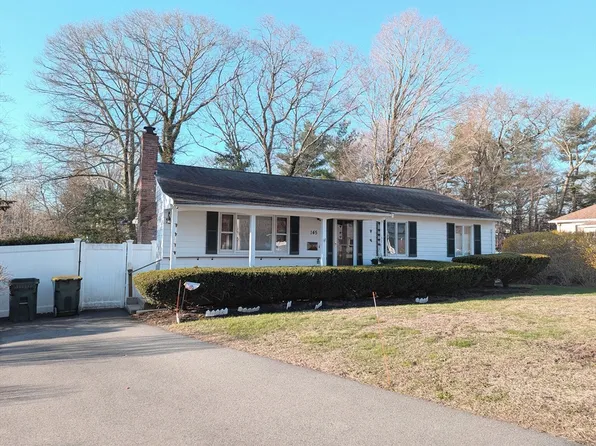 145 Pleasant St, Franklin, MA 02038