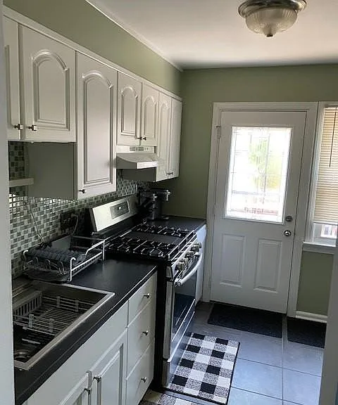 3 Stanford Dr — Photo 6