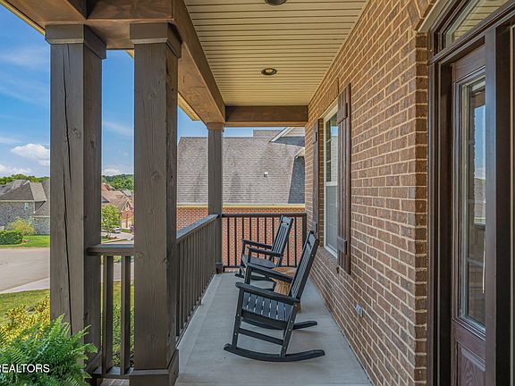 5th image of 1313 Woodland Ridge Ln
