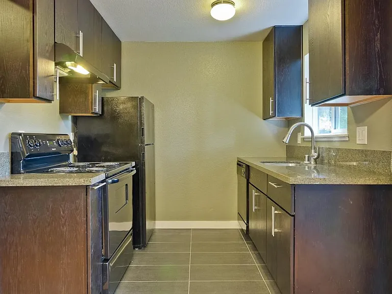 480 E Okeefe St #218 — Photo 11