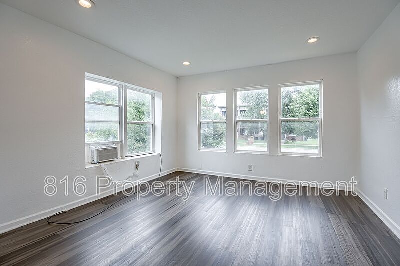 1st image of 2704 Benton Blvd APT 2S
