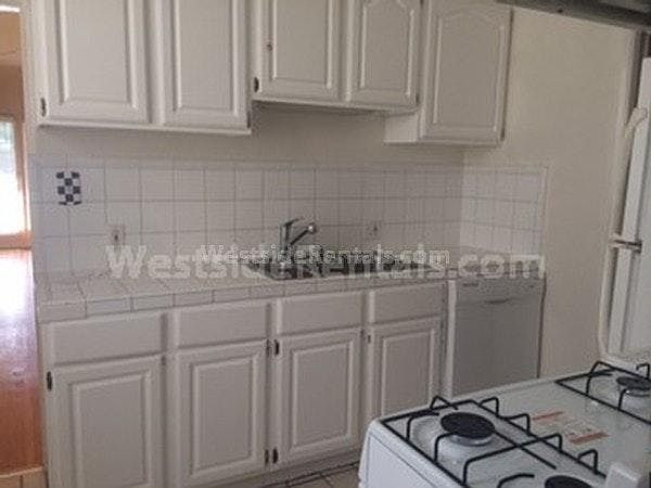 2nd image of 434 S Maple Dr APT 3