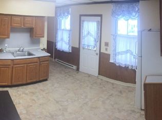 135 S 12th St FL 2, Easton, PA 18042