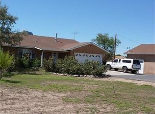 31 Bennet Rd, Los Lunas, NM 87031