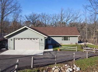 N7439 Mariner Hills Cir, Elkhorn, WI 53121