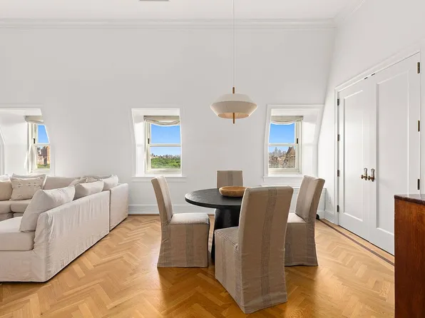 1 Central Park S Unit 1907, New York, NY 10019