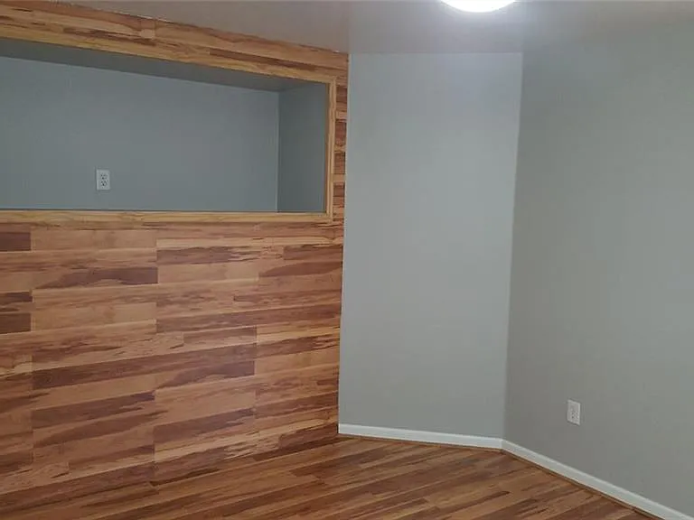 3885 Waterford Dr — Photo 6