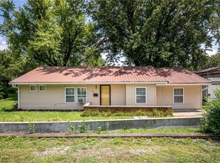 103 N Lockwood Ave, Salem, IN 47167