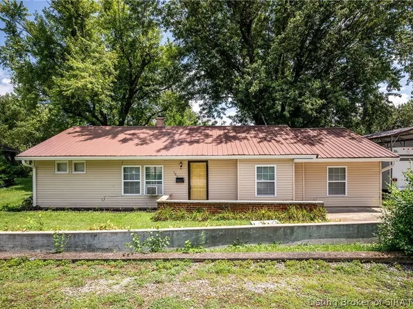 103 N Lockwood Avenue, Salem, IN 47167