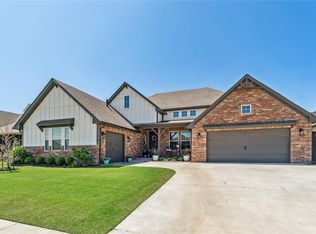 13528 NW 2nd St, Yukon, OK 73099