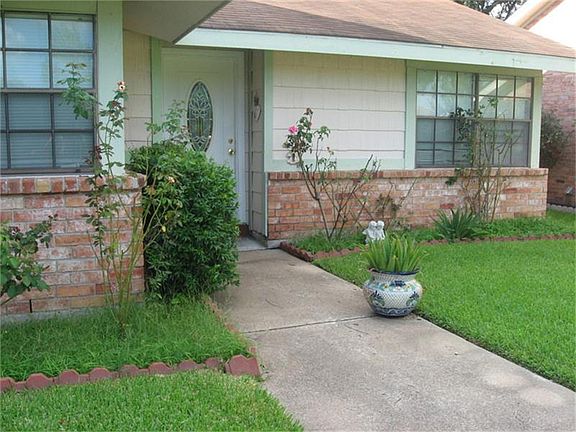 2nd image of 22518 Braken Manor Ln