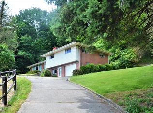 318 W 11th Ave, Tarentum, PA