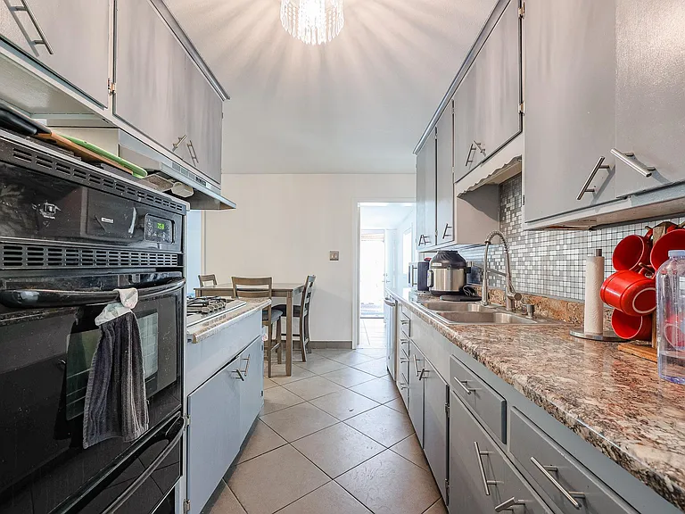 2318 N 84th Pl — Photo 20