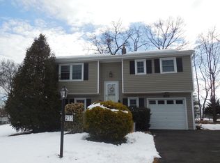 233 Maple Ave, South Bound Brook, NJ 08880