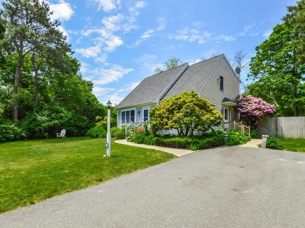 14 Kerrywood Drive, East Falmouth, MA 02536