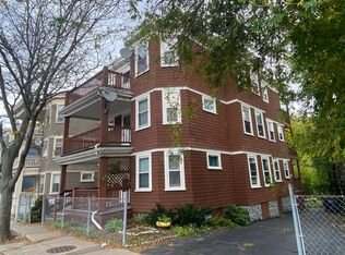 4114 Washington St APT 1, Roslindale, MA 02131