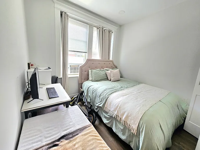 9 Myrtle St #1 — Photo 10