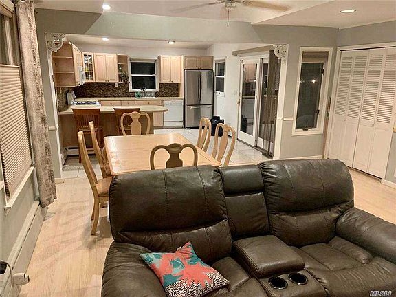4th image of 260 Norma Ave