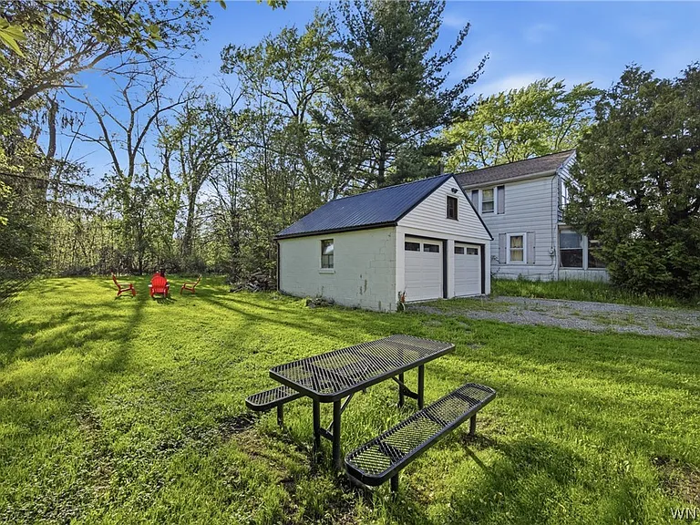 528 Ward Rd — Photo 24