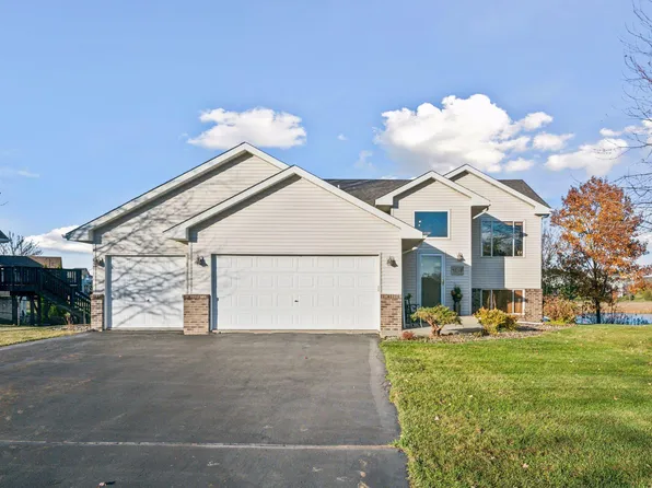 1519 Niagara St, Waconia, MN 55387