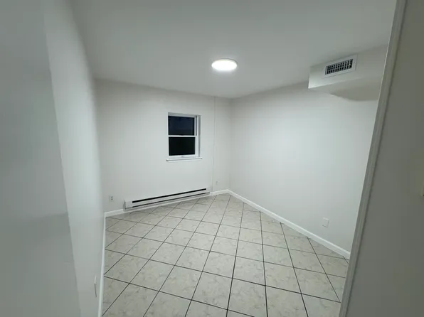 122 Central Avenue image 5 of 11