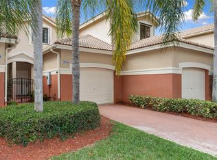 3916 Tree Top Dr, Weston, FL 33332