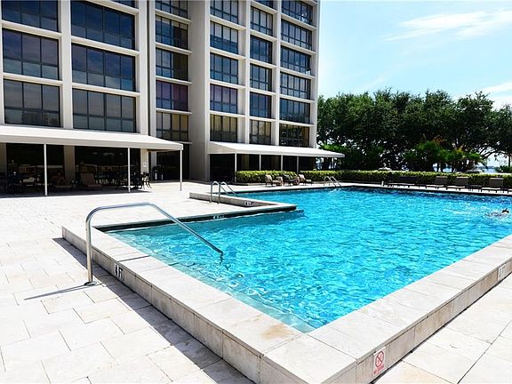 3rd image of 3301 Bayshore Blvd Unit 1510
