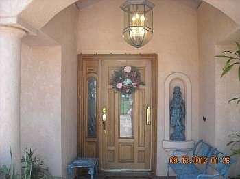 2nd image of 5360 La Jolla Blvd