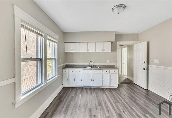 3rd image of 3641 E 149th St #1