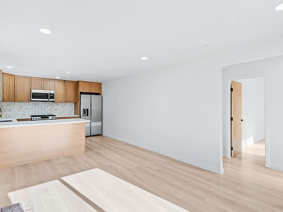 3rd image of 3837 37th St #A-b