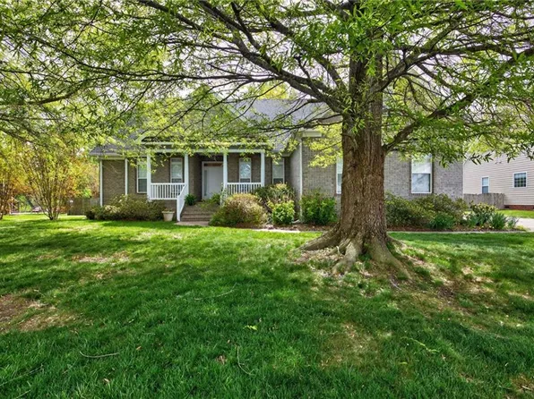 1121 Driver Pointe Ct, Suffolk, VA 23435